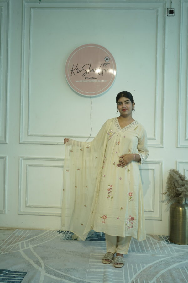 Georgette Suit Set with Mirror, Sequin & Thread Work with Embroidered Dupatta (3-Piece Set)